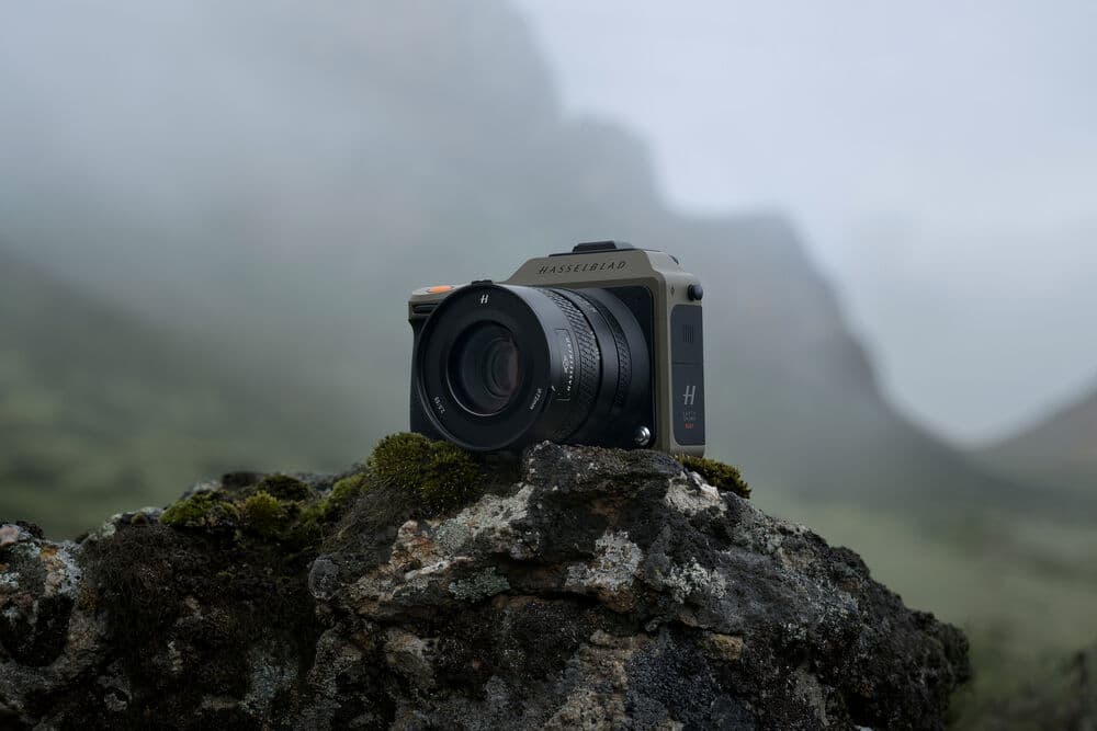 دوربین بدون اینه هاسلبلاد Hasselblad X2D 100C Earth Explorer