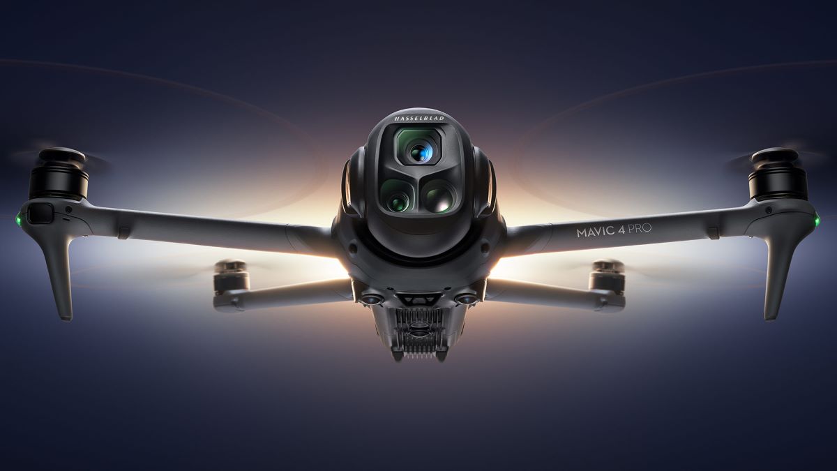 کیت پهپاد حرفه‌ای DJI Mavic 4 Pro (پکیج 512 گیگابایتی Creator Combo)
