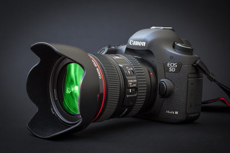 دوربین بدون آینه یا DSLR؟