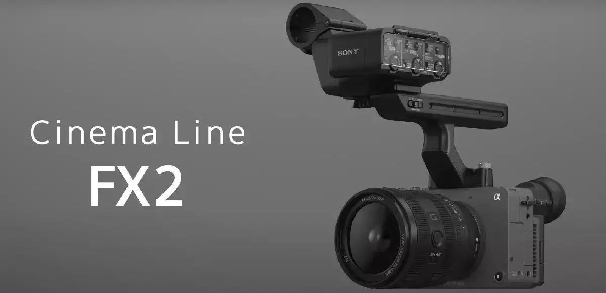 دوربین سینمایی فول‌فریم Sony FX2 با XLR Handle Unit