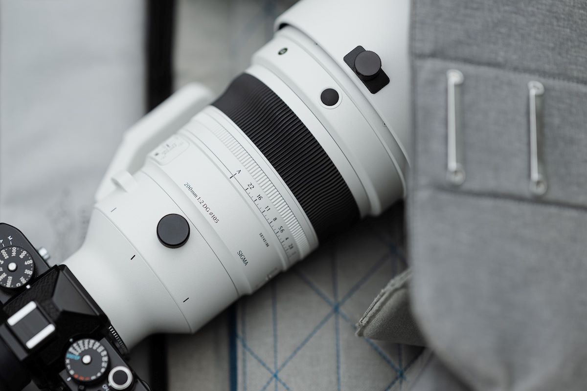 لنز سیگما Sigma 200mm f/2 DG OS Sports برای سونی E