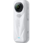 دوربین اکشن Insta360 X5 (سفید ساتن)