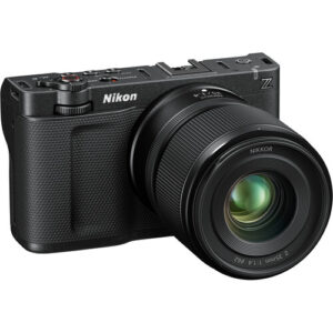 دوربین سینمایی نیکون Nikon ZR با لنز 35mm f/1.4