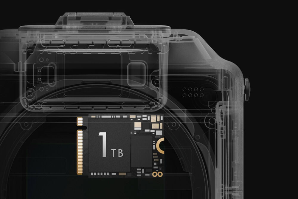 دوربین بدون آینه مدیوم فرمت Hasselblad X2D II 100C