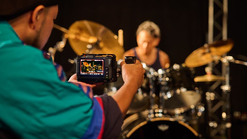 دوربین سینمایی نیکون Nikon ZR 6K Cinema Camera