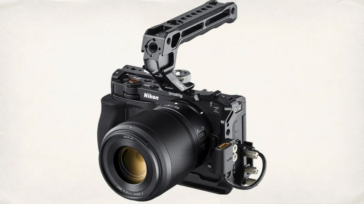 دوربین سینمایی نیکون Nikon ZR 6K Cinema Camera