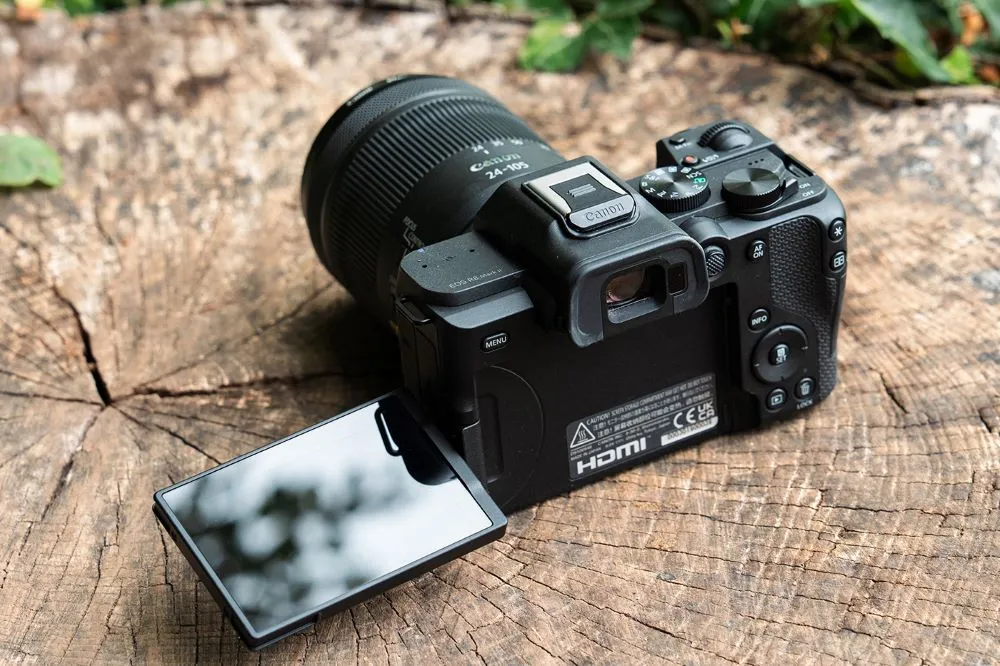 دوربین بدون آینه کانن Canon EOS R8 Mark II Mirrorless Camera (بدنه)